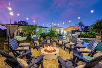 Resort Style Backyard Pool Hot Tub Games - B&B Seminole