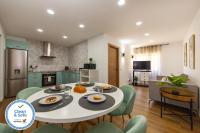 B55 - Santo Amaro Hill Apartment - B&B Lagos