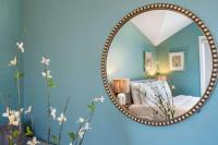 Queen Anne Secret Garden Space Needle & City Skylight View - B&B Seattle