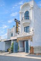 Lâm Phong Hotel - B&B Tây Ninh