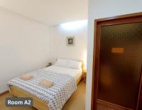 Camera Queen Standard