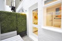 Nice property for only 1 guest with patio-Basement - B&B London