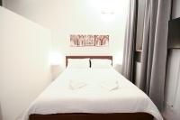 Modern Stay in Busto Arsizio - 1,7km station - Chambres d’hôtes Busto Arsizio