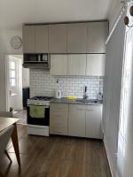 Apartamento Céntrico, Moderno y Tranquilo - B&B Caleta Olivia