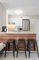 Modern 1BR Downtown Suite - High-Speed Wi-Fi - B&B Montreal