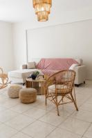 SkyView New Maisonette with private Parking - Chambres d’hôtes Lárisa