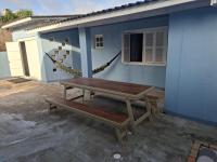 Casa no Centro de Imbé com Estacionamento e Pátio - B&B Imbé