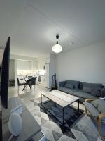 New one bedroom with terrace close to airport - B&B Vantaa