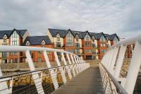 Newcastle Seafront Apartment with Wifi and Parking - B&B Newcastle