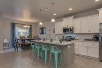 Zion Village 339 3 Bed, 2 and a half Bath, Game Systems, Mister System, and Community Pool - B&B Hurricane