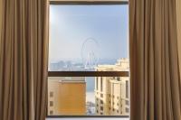 JBR Beach with Dubai Eye View - Luxury 2 Bedroom Apartment - Bed and Breakfast Dubai