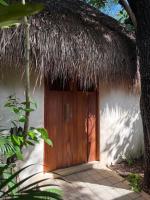 Aldea 58, cabañas de lujo con piscina en Merida centro - B&B Azcorra