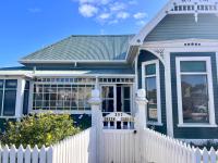 FERNS Central New Plymouth, close walk to City and Coastal Walk Way - B&B New Plymouth