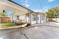 Bell Studio Nestled Nook #3 in D'Heart of Eastwood - Chambres d'hôtes Houston