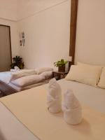 Quadruple Room with Private Bathroom