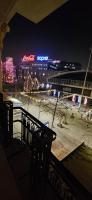 Ira's Square Apartment with Free Parking - Ferienwohnung Skopje