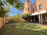 Sublime Villa Riad en ville avec piscine - B&B Marrakesh