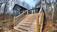 Peaceful Lake Cabin Near the Beach - B&B Bennington
