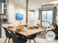 Atypique Souplex Hyper centre Ecusson - Clim - 4p - B&B Nîmes