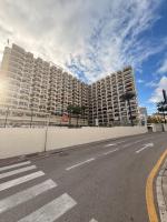 Estudio Aloha Playa con terraza, Benalmadena - Chambres d'hôtes Benalmádena