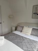 Private Rooms Near Acton Main Line Elizabeth Line to Central London - B&B Londra