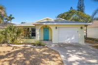 House at 108th Avenue N - B&B Naples