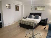 NELL GWYNN HOUSE - Spacious, Elegant, Studio Apartment, Sloane Square, London - Chambres d’hôtes Londres