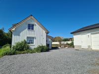 Authentic Log House in the Heart of Lofoten - Bed and Breakfast Festvåg