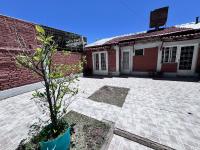 Departamento en planta baja con patio y estacionamiento - Sexta Sección, Mendoza - B&B La Cieneguita