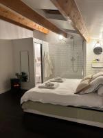 La Tour des Murmures - B&B Saint-Mitre-les-Remparts