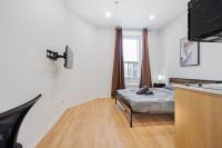 Studio Chaleureux pour deux- Location A la Semaine- Parking inclus - B&B Montreal