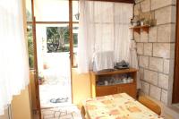 Apartamento de 1 dormitorio con terraza y vistas al mar