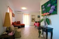 Apartamento de 1 dormitorio con terraza