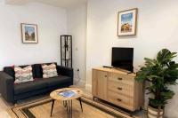 New contemporary apartment in centre of Tetbury - B&B Tetbury