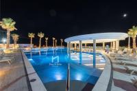 Encantame Soleil New Resort 3rd Floor Studio - B&B Playa Encanto