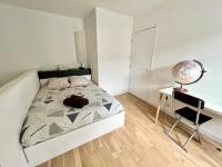 APPARTEMENT SUR LE PORT - Duplex Cosy & Moderne Face au Port - Wifi Gratuite - Parfaitement Équipé - B&B La Rochelle