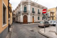 GuestHost - Sorriso Acese - Classy Apartment with parking - B&B Acireale