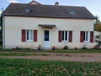 Maison individuelle au cœur d'un village dynamique - B&B Cosne-d'Allier