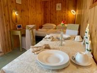 One-Bedroom Deluxe Apartment