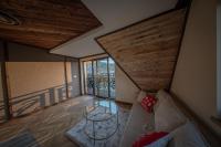 Appartamento con 1 Camera da Letto, Balcone e Vista Montagna 