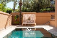 Magnifique Villa EME, Golf Amelkis Marrakech - Piscine Chauffée - Chambres d'hôtes Marrakech