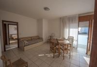 Flat in building with lift 250m from the sea - B&B Bibione