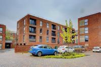 Lovely Flat in Kiln Close with Free Parking - Ferienwohnung Gloucester