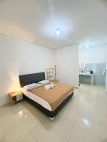 Tree Mango Homestay Room 2 - Ferienwohnung Padang