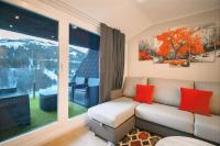 Jacuzzi con terraza y vistas panorámicas a Grandvalira I AndBnB - Ferienwohnung Bordes d'Envalira