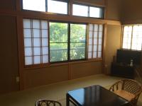Zimmer im japanischen Stil mit Gartenblick 202