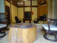 Zimmer im japanischen Stil mit Gartenblick 102