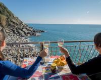 Unda de Ma Apartment with AC & Sea View Balcony - B&B Vernazza