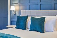 Estudio con cama extragrande