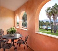 Lantana Resort 1Bed Apartment Beach Pool & Balcony - Ferienwohnung Pula